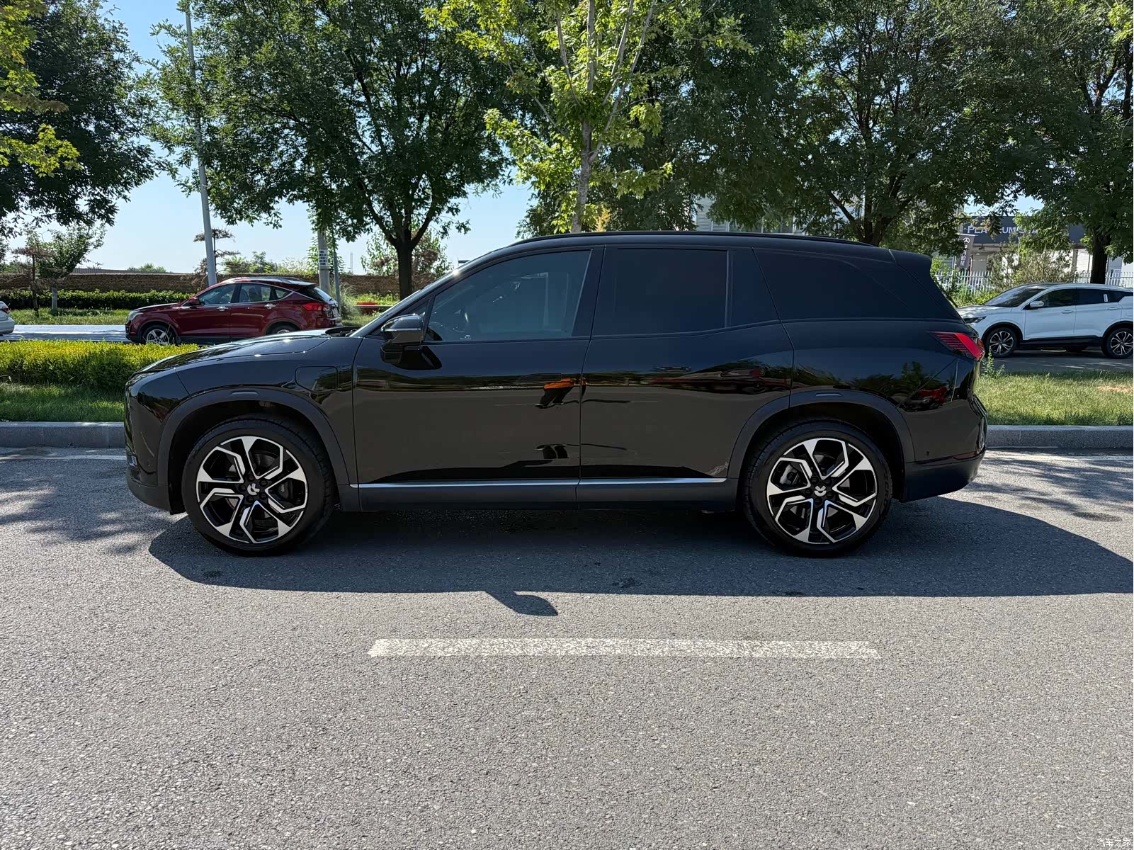 NIO ES8, 2021 14