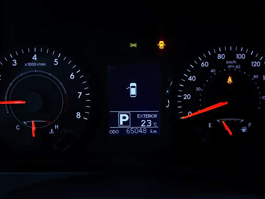 Toyota SIENNA 2017, фото 23