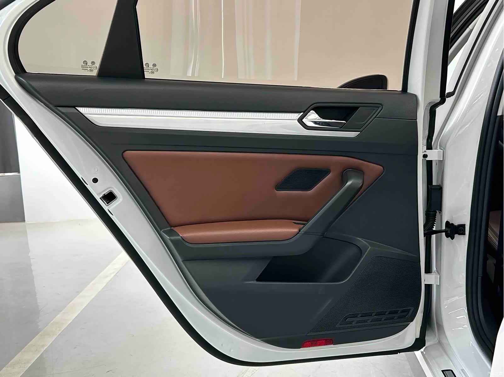 Volkswagen Lamando, 2020 23