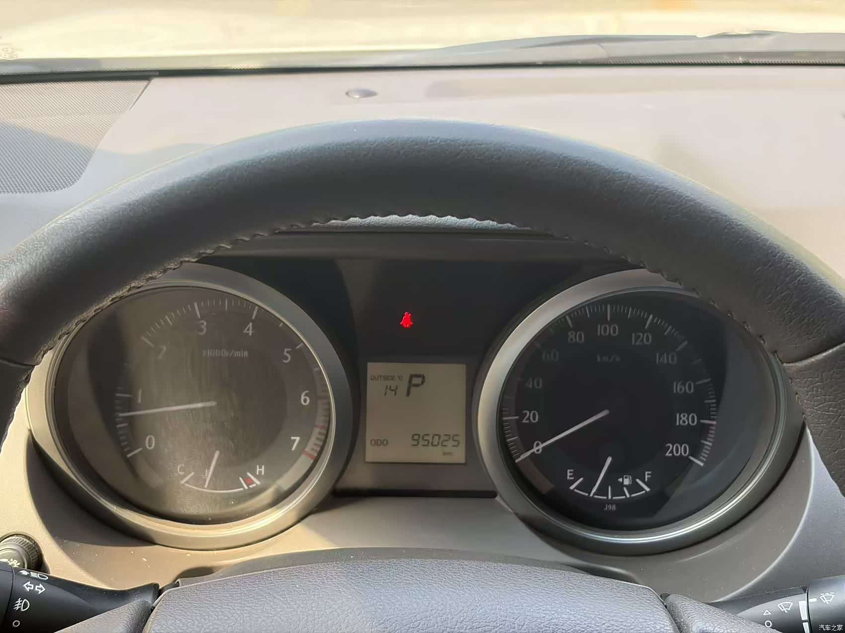 Toyota Prado, 2015 13