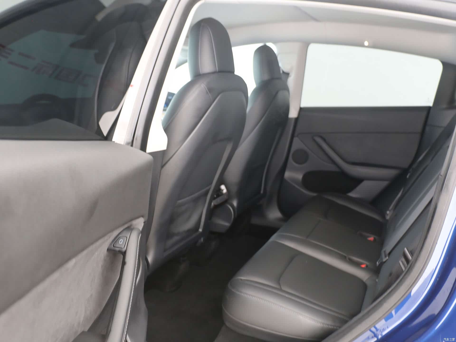 Tesla Model Y, 2021 10