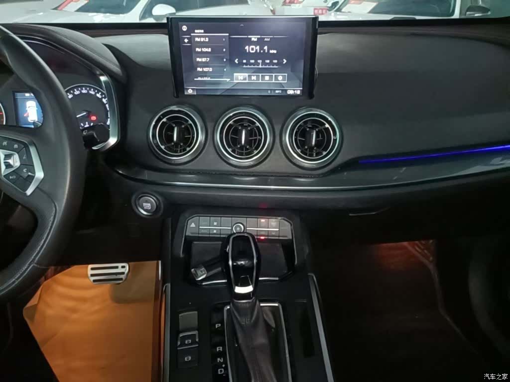WEY VV5, 2017 12