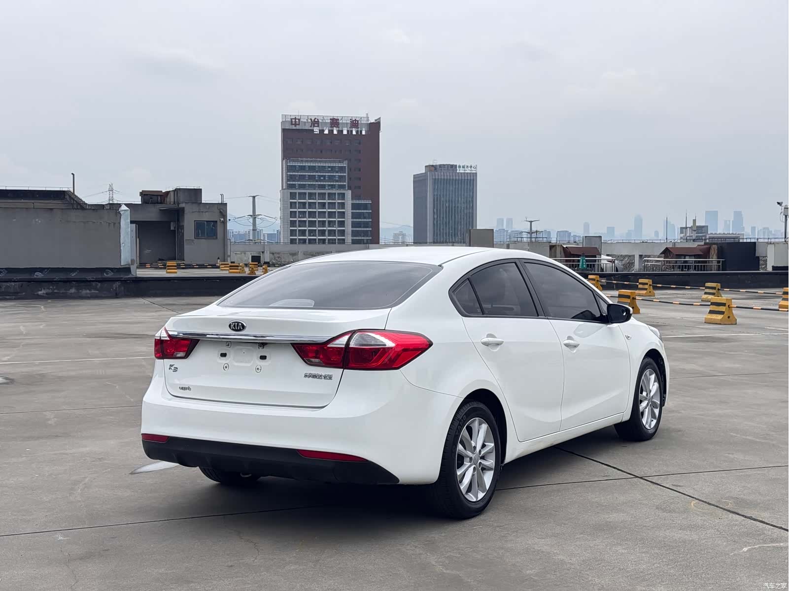 Kia K3, 2017 4
