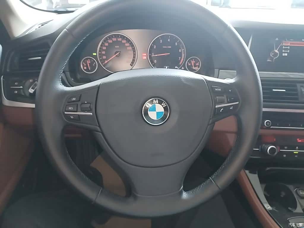 BMW 5 Series, 2016 11