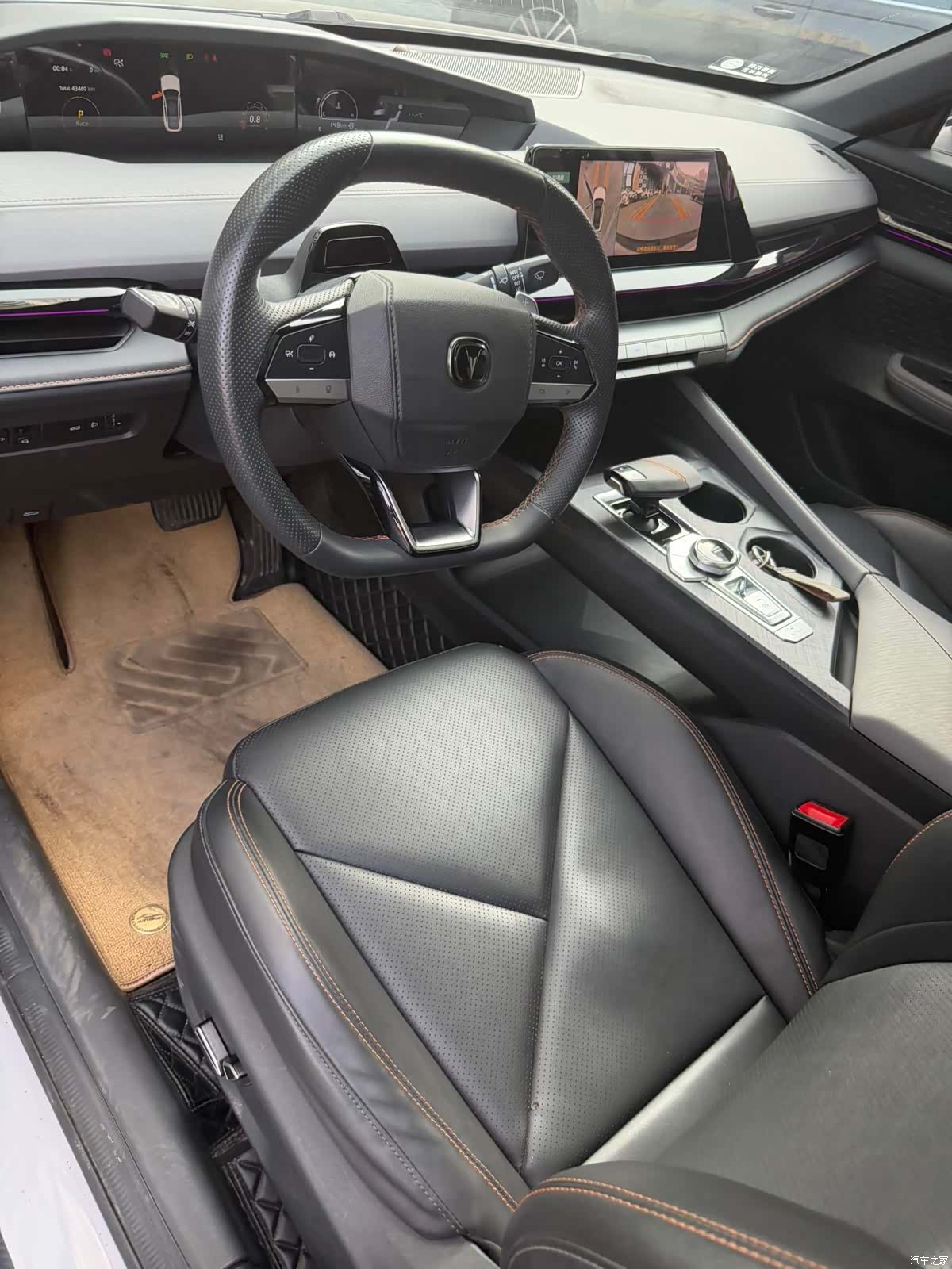 Changan UNI-V, 2022 10
