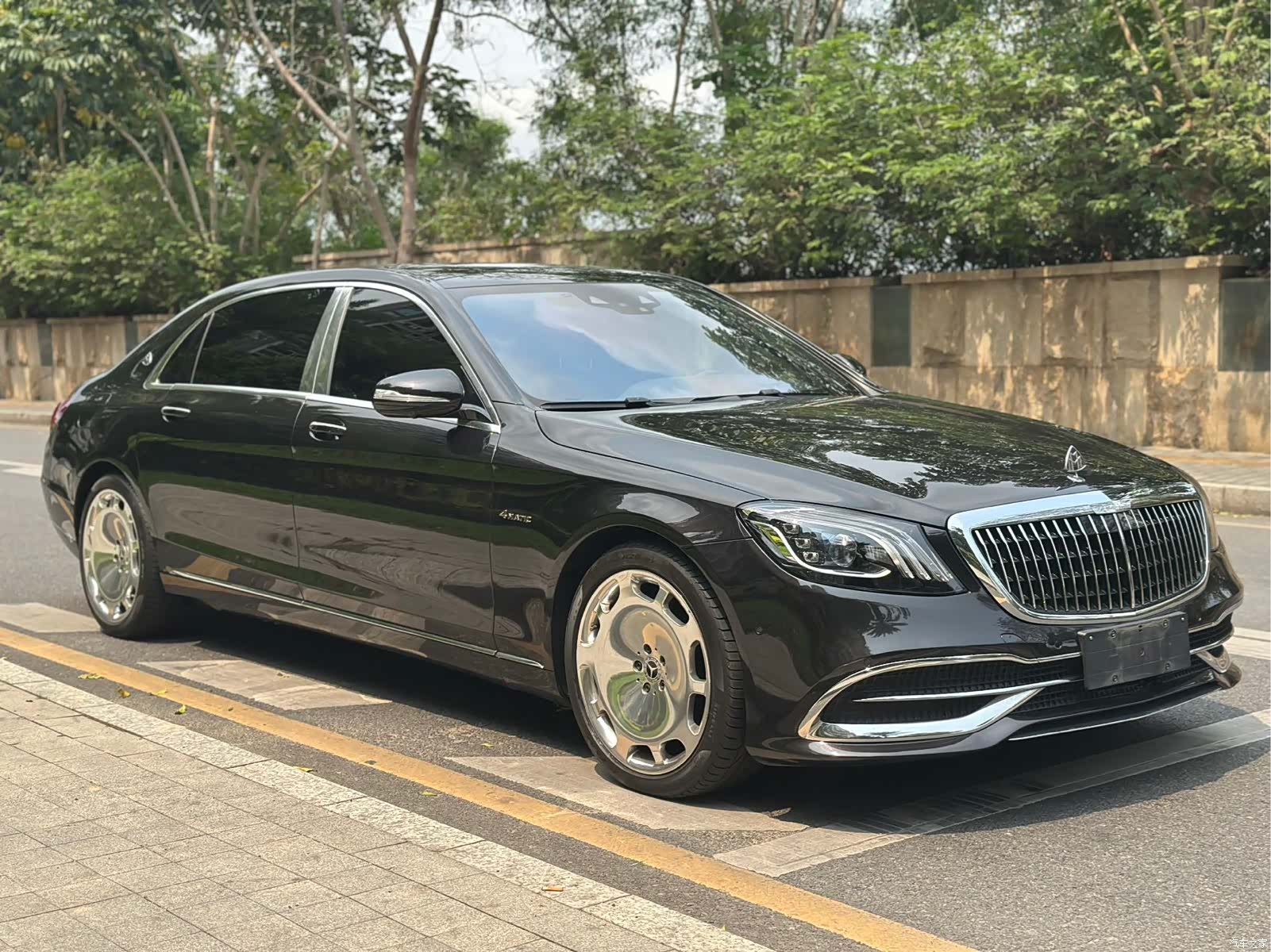 Maybach S-Class, 2020 3