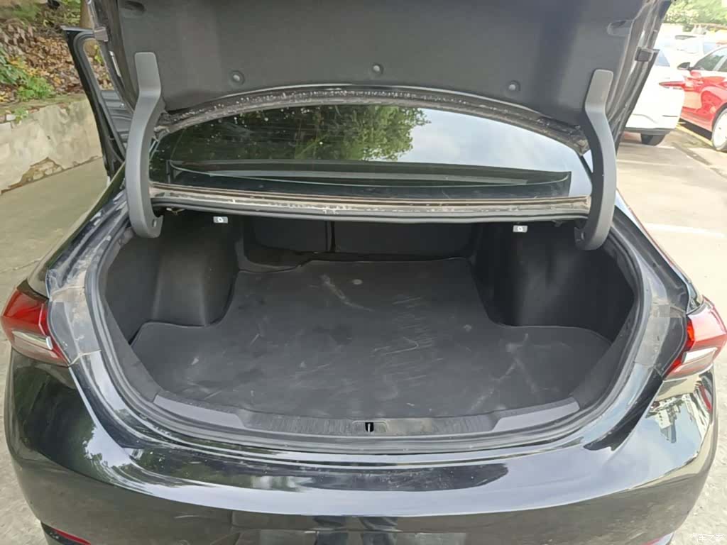 Buick LaCrosse, 2022 19