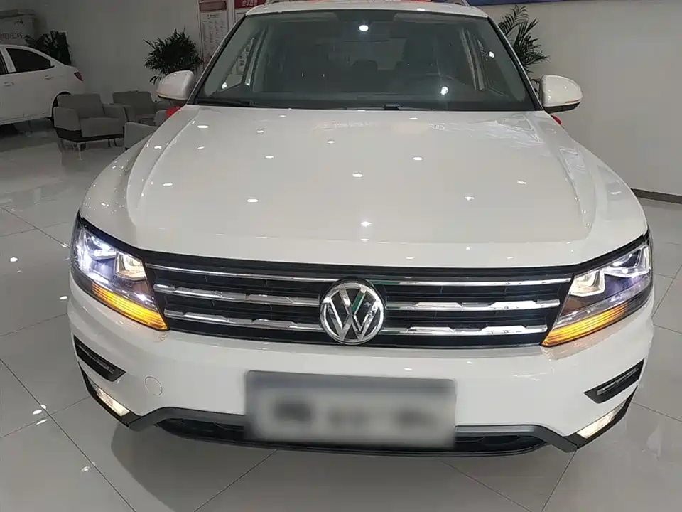 Volkswagen Tiguan L