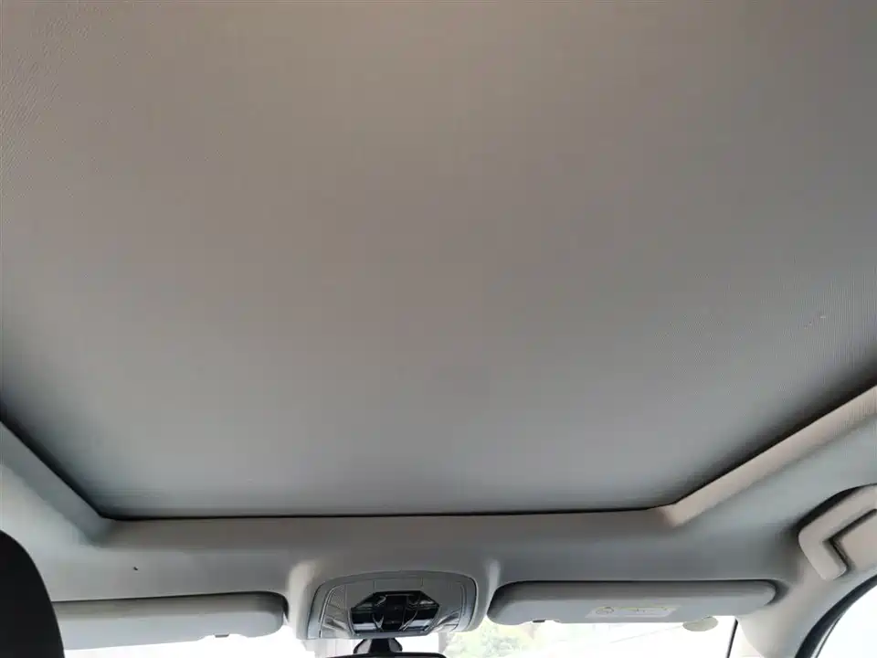 Exeed Chasing the wind