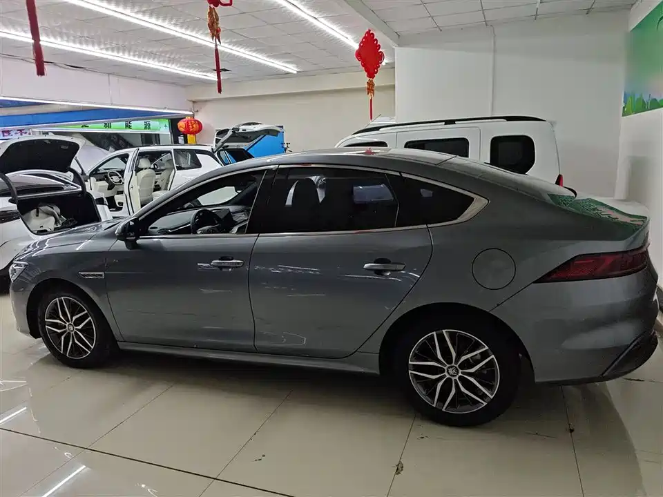 BYD Qin Yuan
