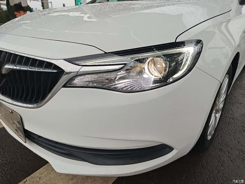 Buick V, 2017 24