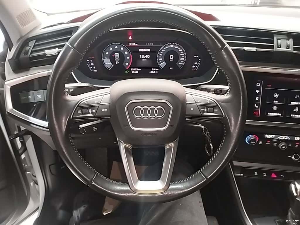 Audi Q3, 2019 11