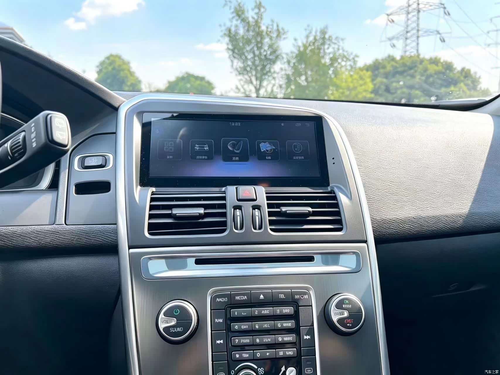 Volvo XC60, 2014 13