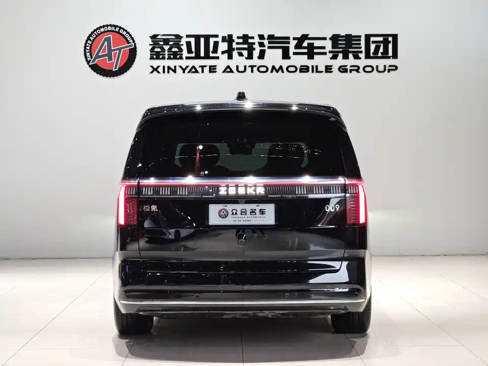 Zeekr 009