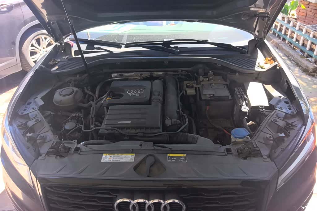 Audi Q2L, 2021 10