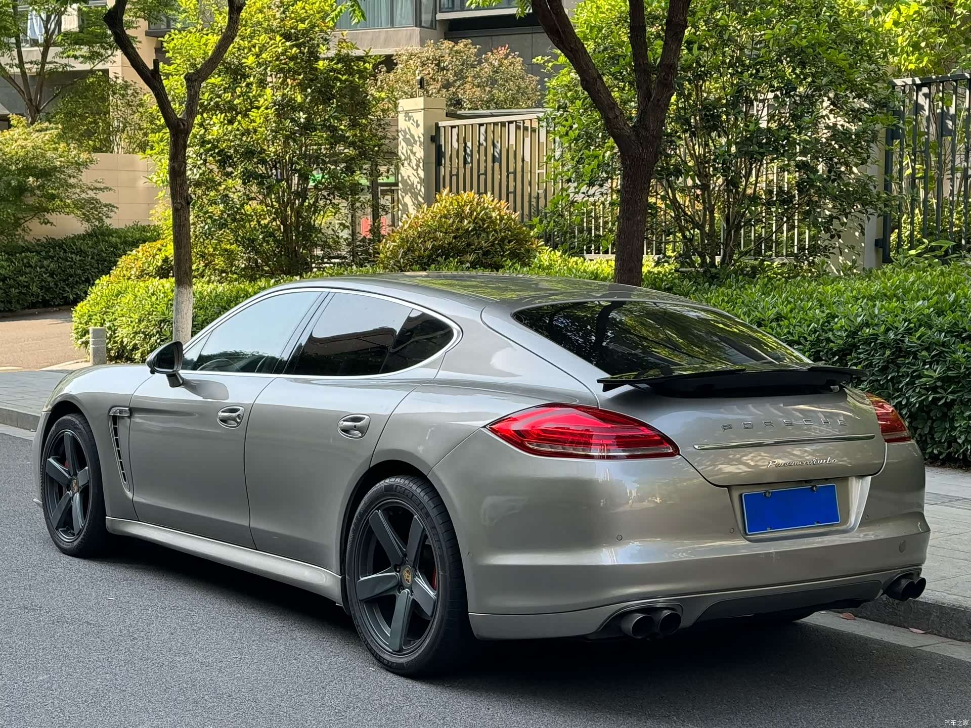 Porsche Panamera, 2010 18