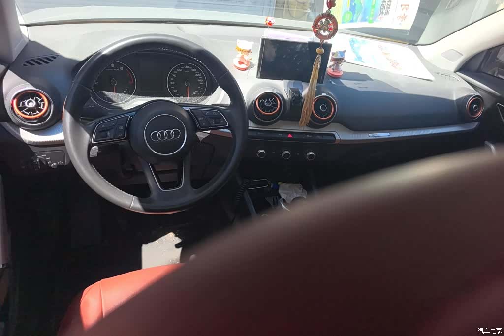 Audi Q2L, 2021 12