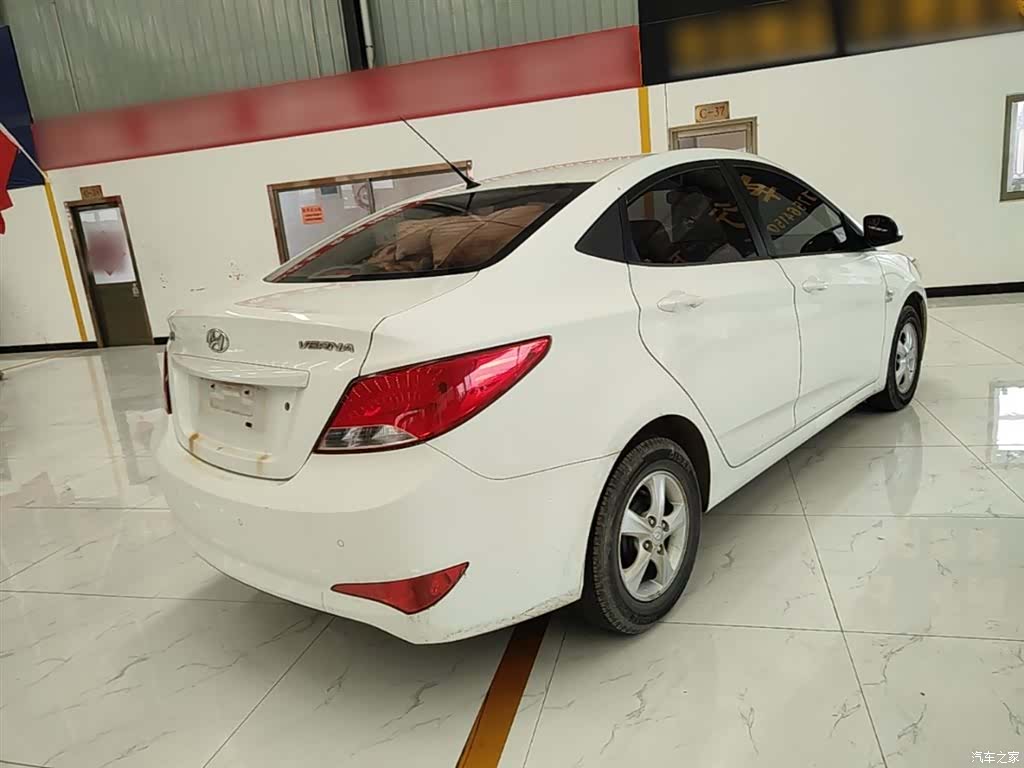 Hyundai GLS, 2014 7