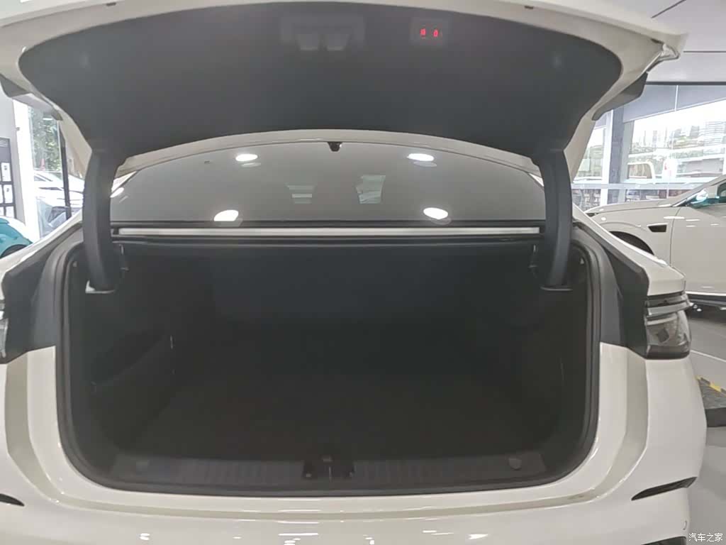 BYD Seal, 2025 19