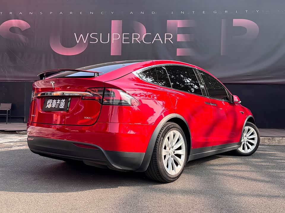 Tesla Model X