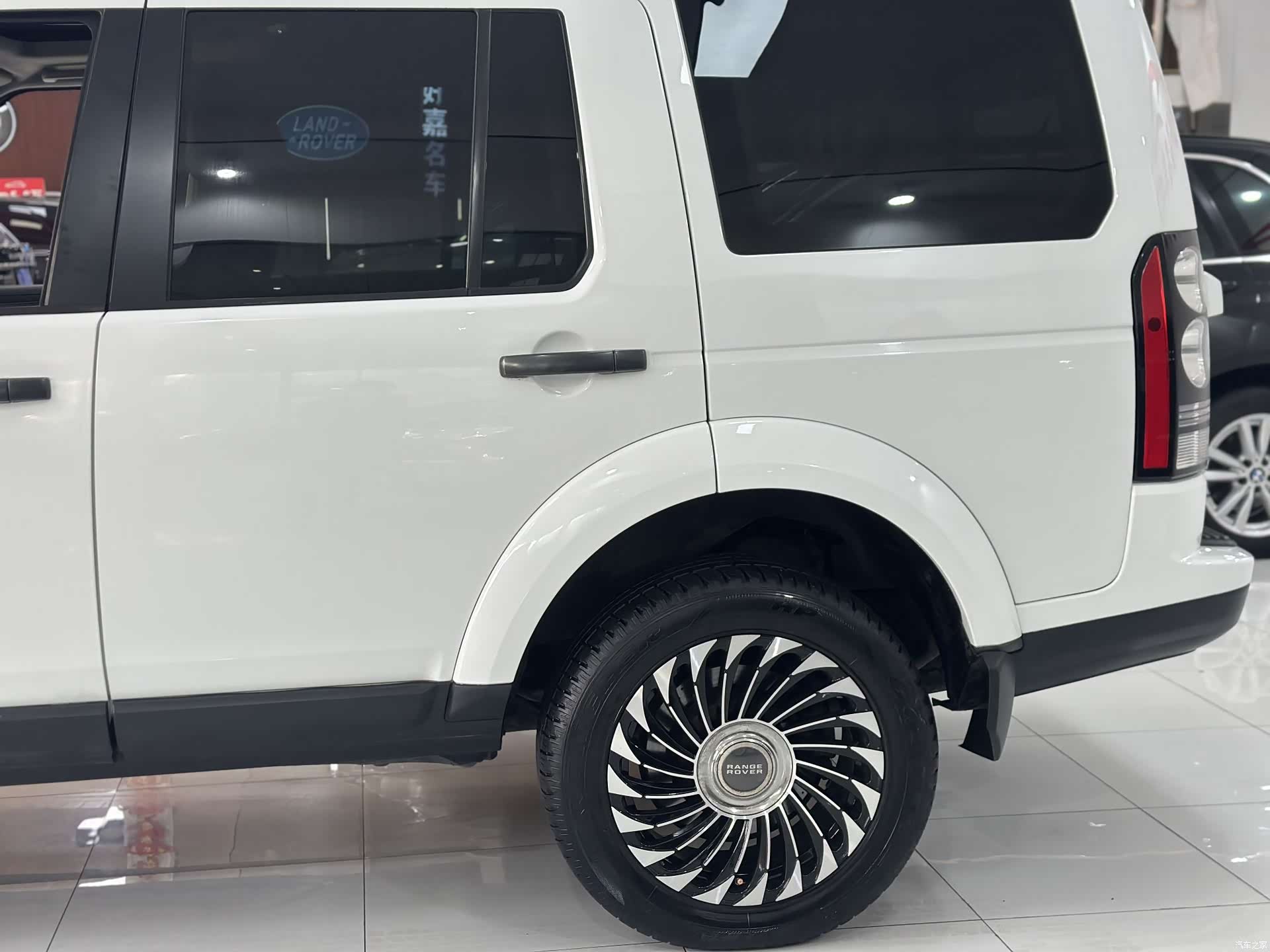 Land Rover Discovery, 2014 13