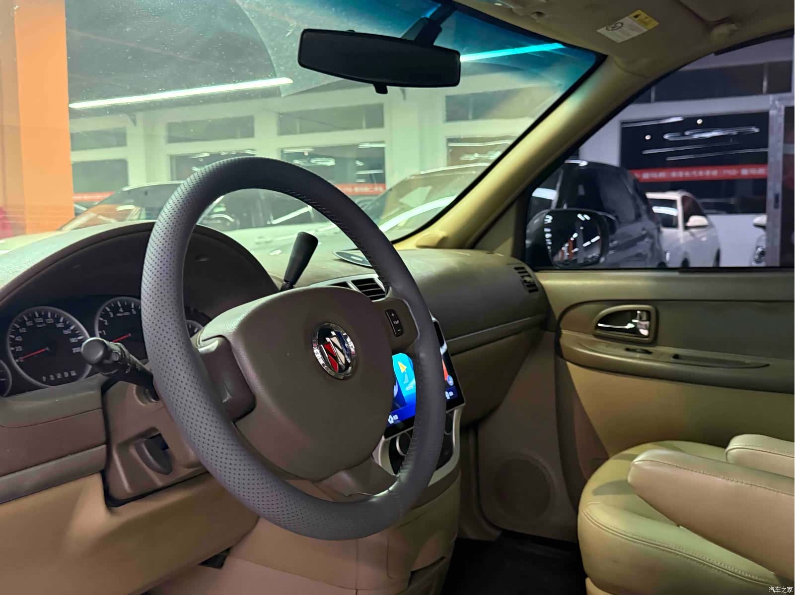 Buick GL8, 2015 7