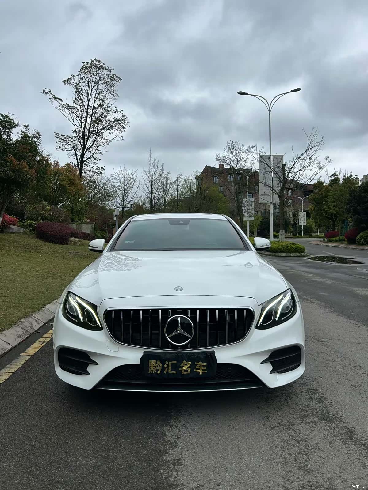 Mercedes-Benz E-Class, 2017 1