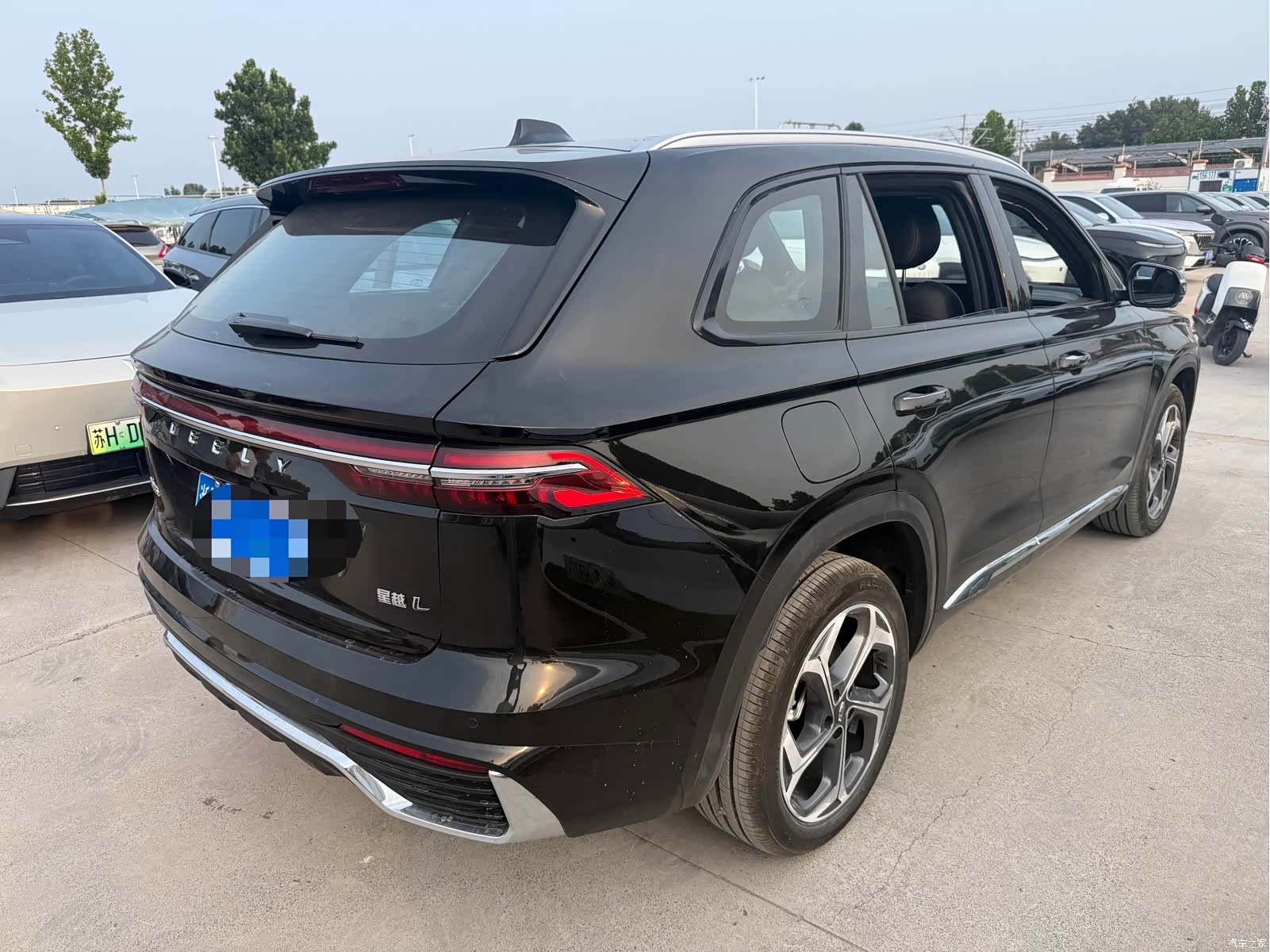 Geely Xingyue L, 2026 9