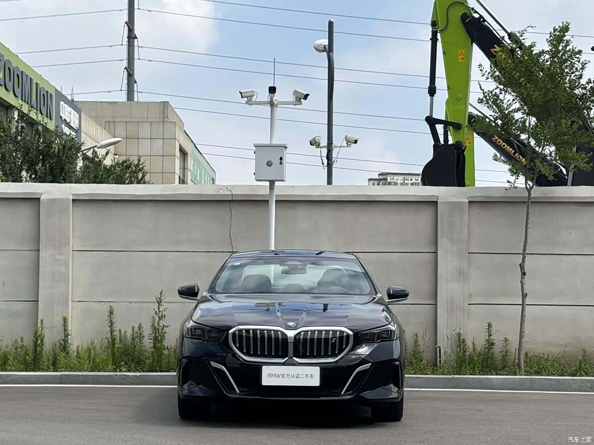 BMW i5, 2026 2