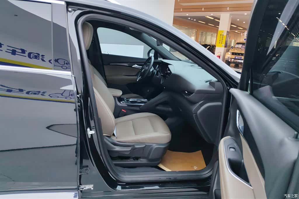 Buick Envision Plus, 2023 8