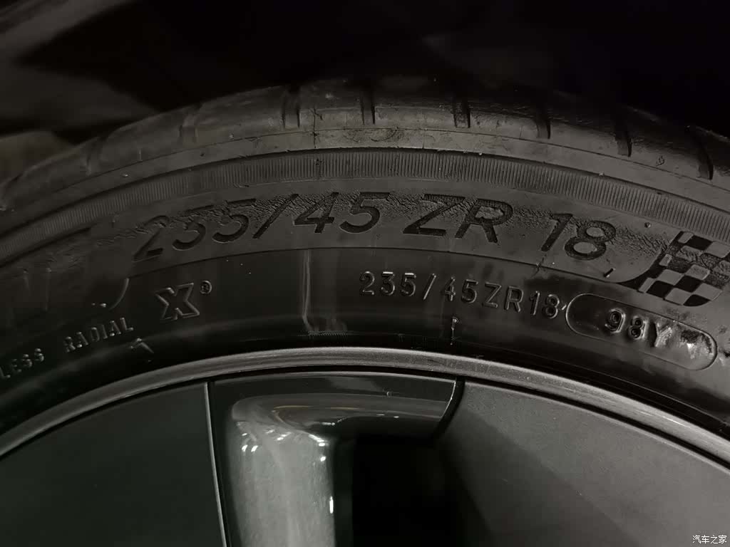 Tesla Model 3, 2021 24