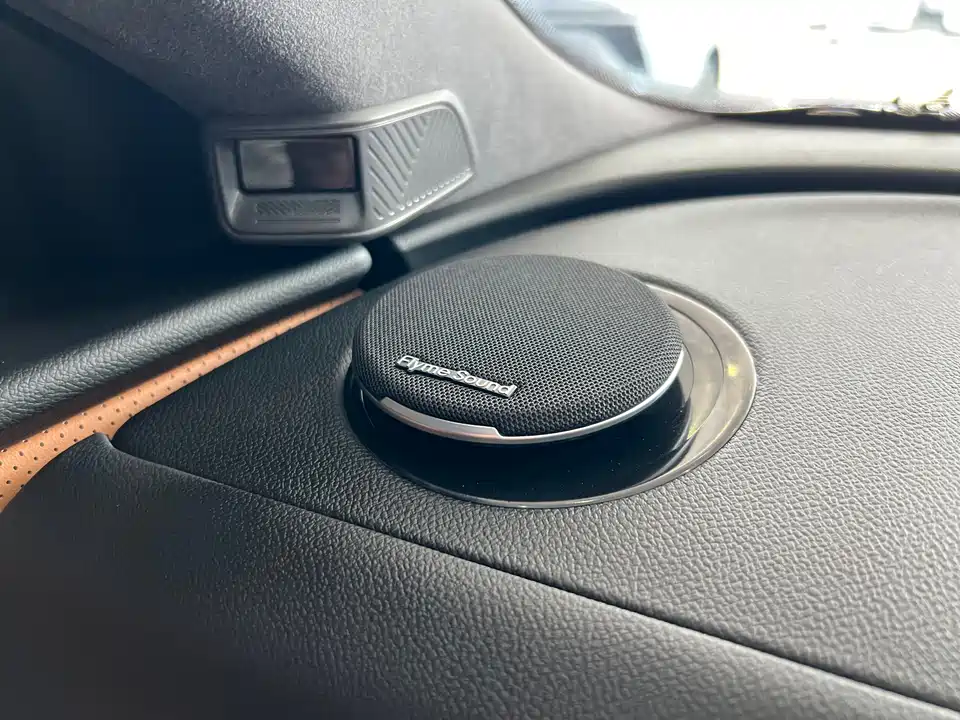 Geely Galaxy Galaxy Sparkle 8