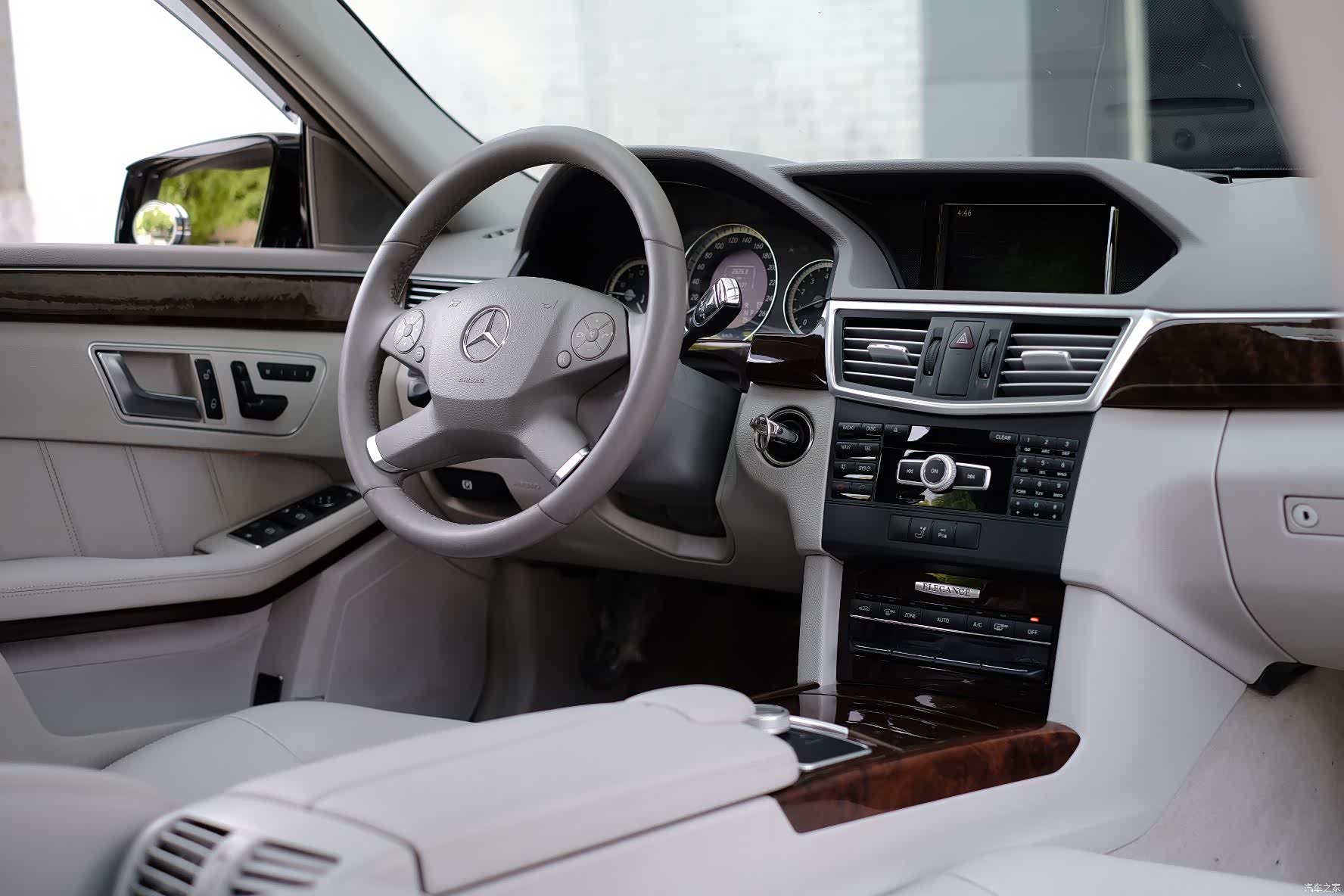Mercedes-Benz E-Class, 2012 56