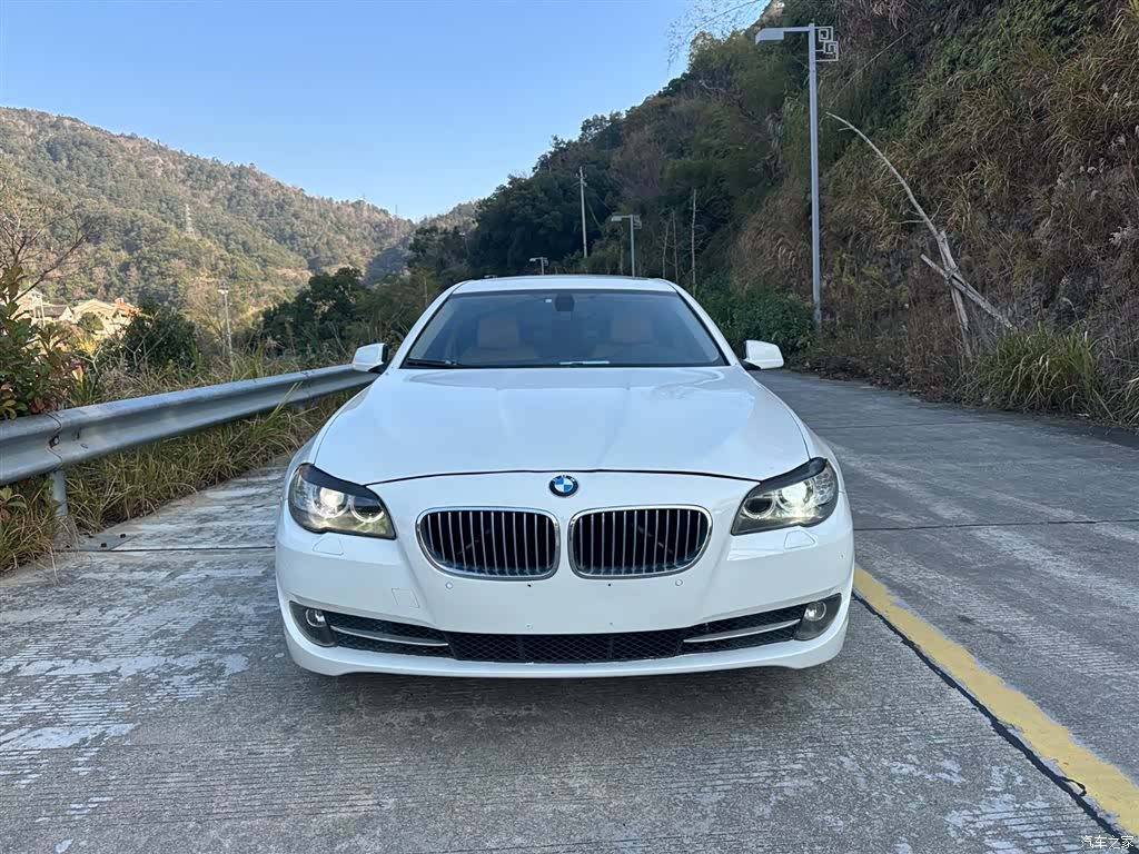 BMW 5 Series, 2012 25