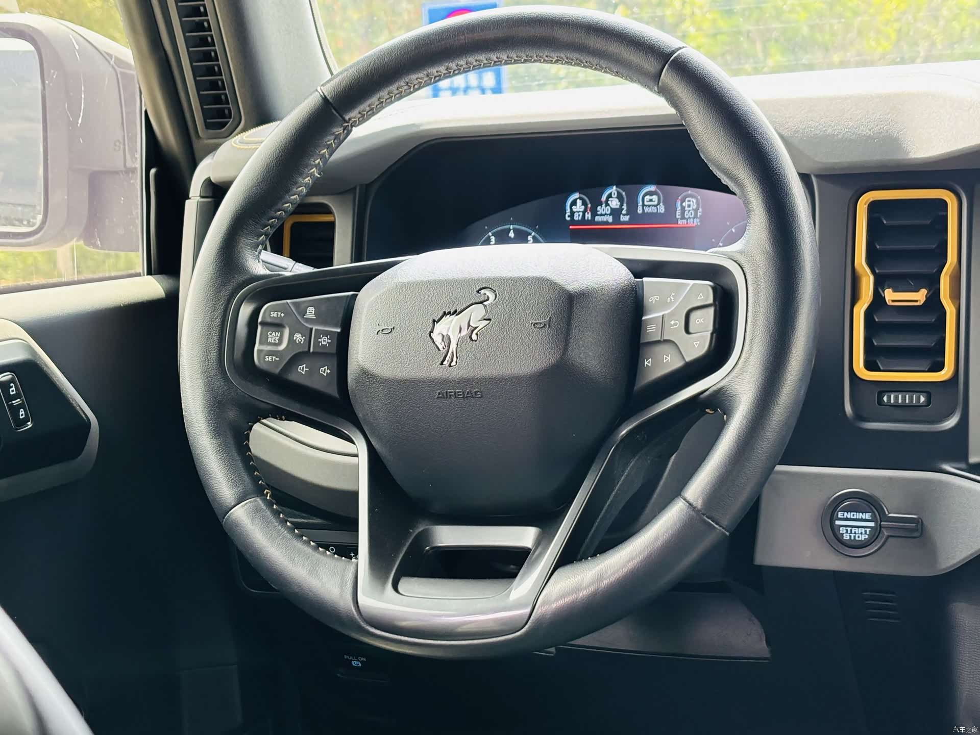 Ford Bronco, 2024 11