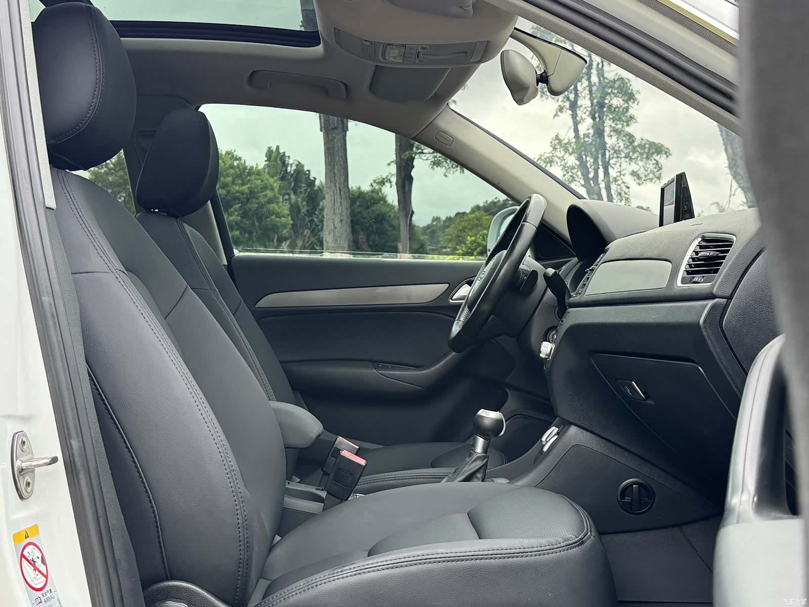 Audi Q3, 2015 11