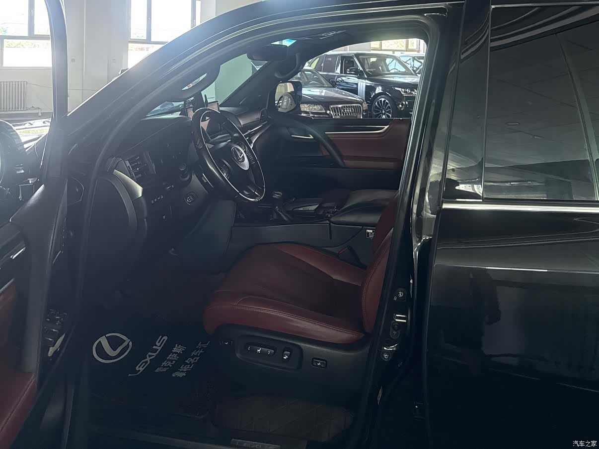 Lexus LX, 2017 все фото