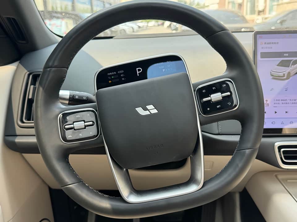 Li Auto Ideal L6