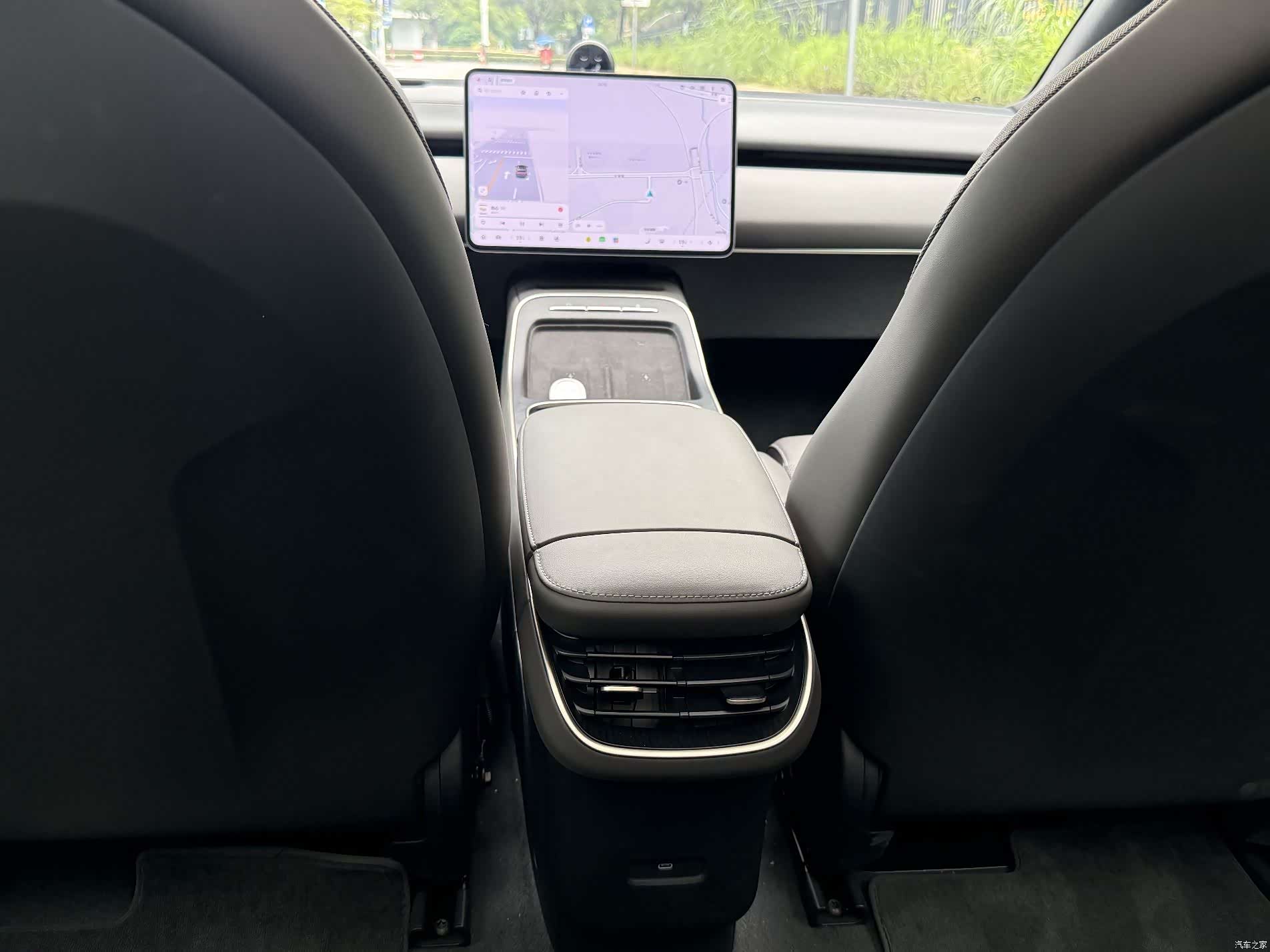 NIO ET5, 2025 4