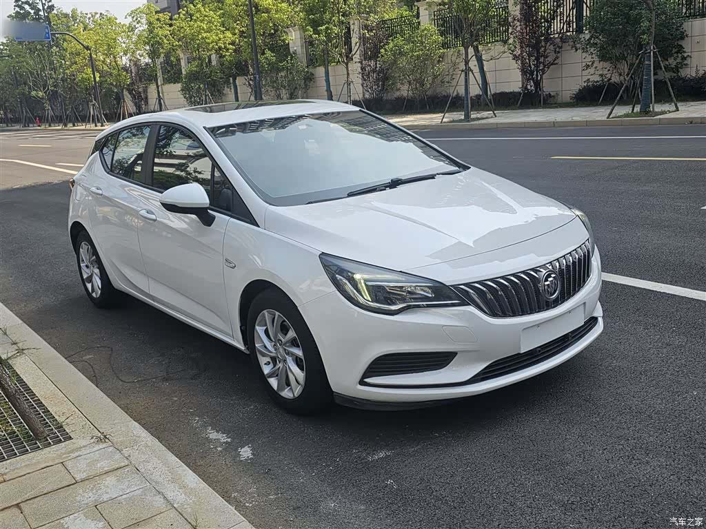 Buick Verano, 2017 4