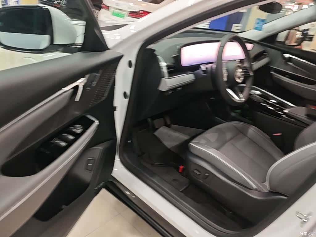 Buick E5, 2025 16