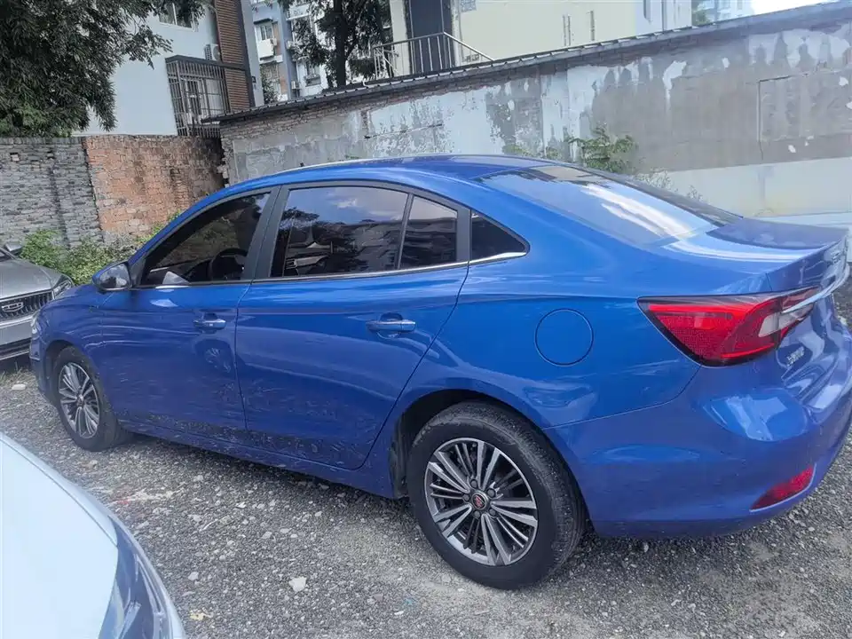 Roewe i5 Roewe i5