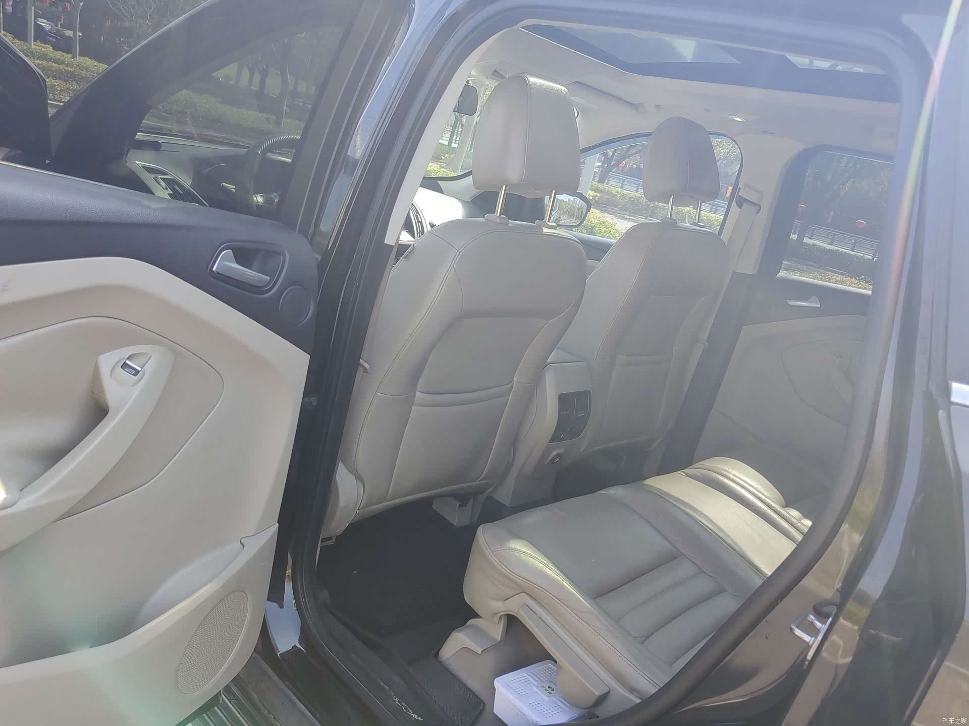 Ford Kuga, 2013 12