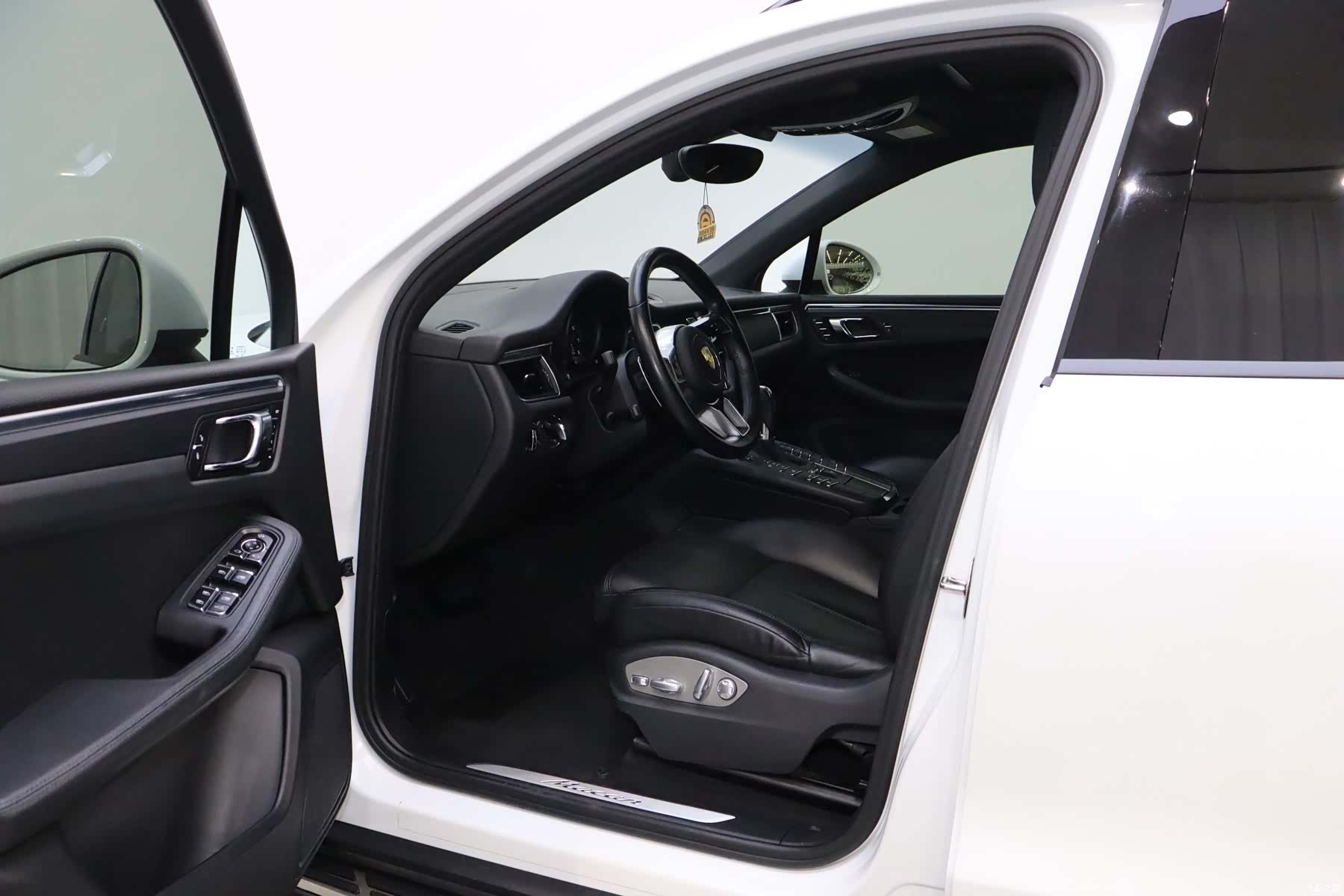 Porsche Macan, 2016 11
