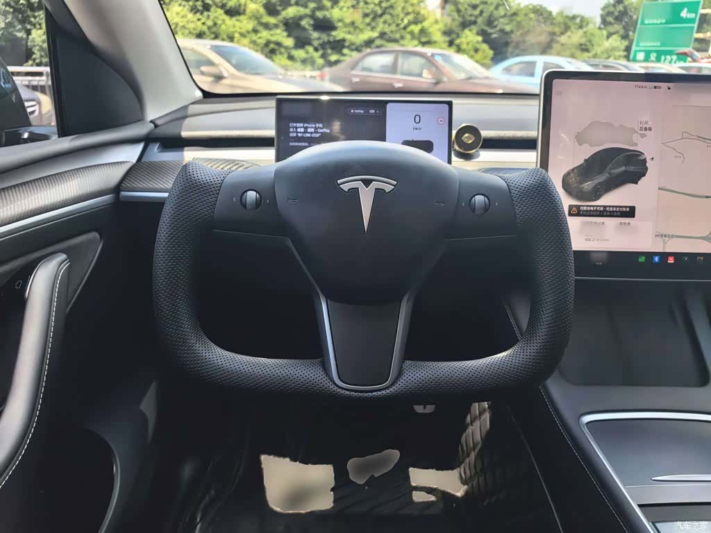 Tesla Model Y, 2021 11
