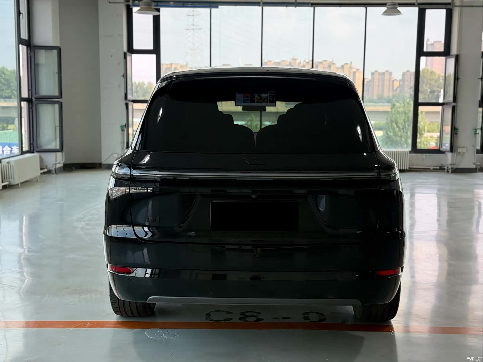 Li Auto L9, 2023 7