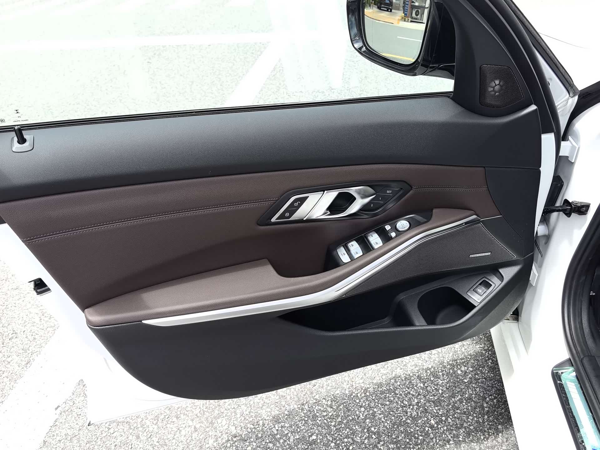 BMW 3 Series, 2026 28