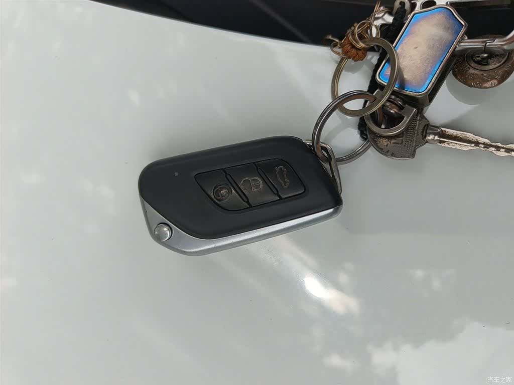 BAIC X3, 2021 12