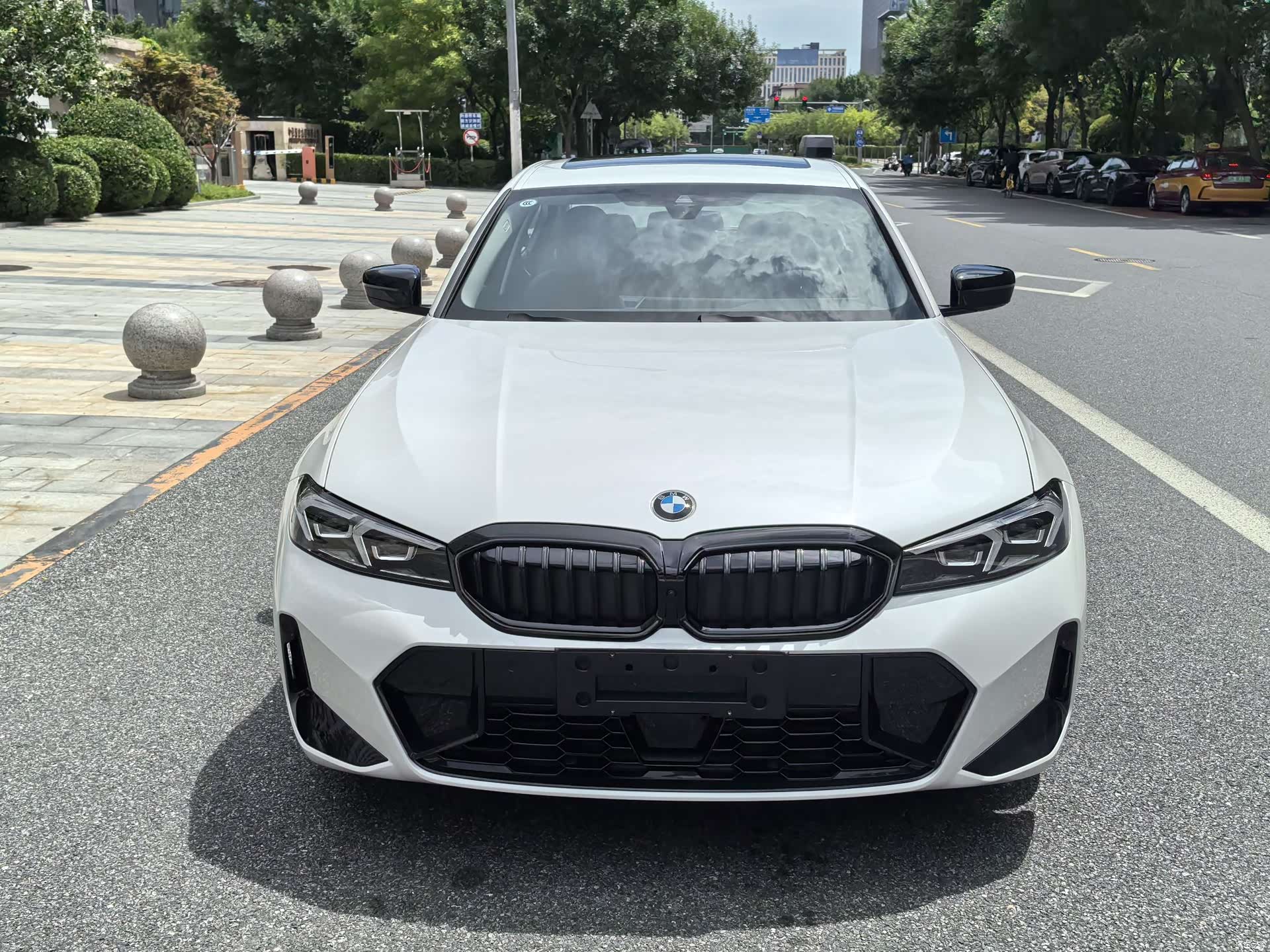 BMW 3 Series, 2026 8