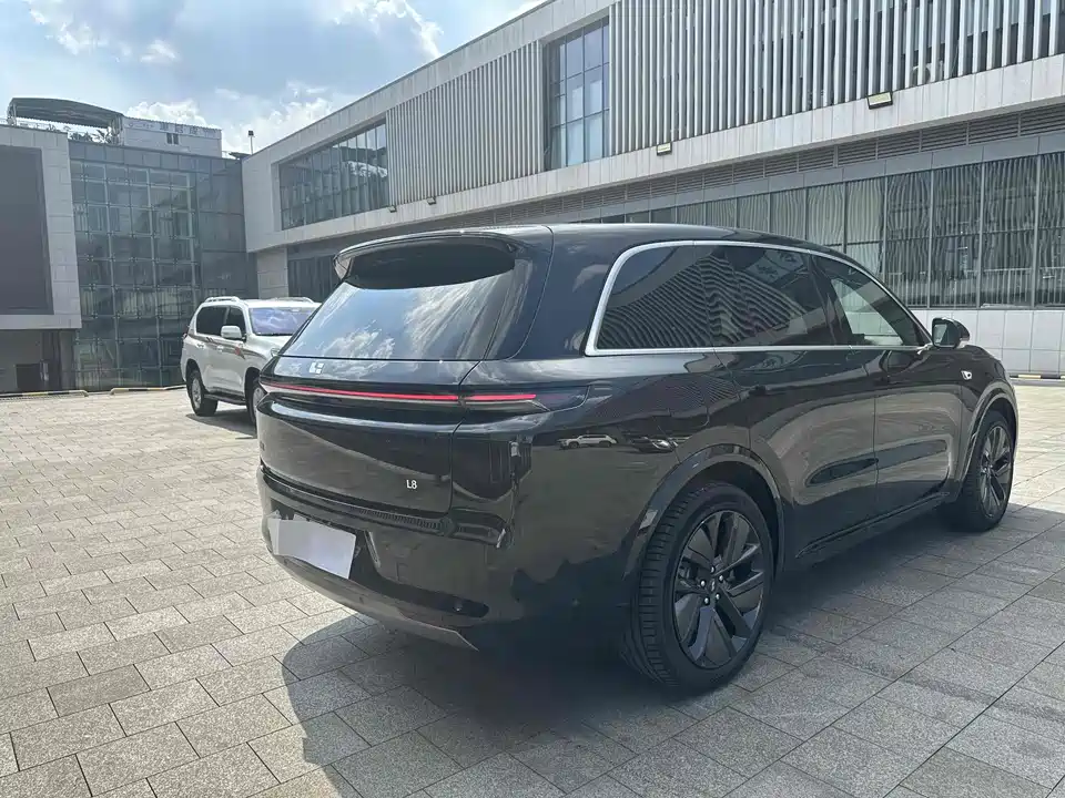 Li Auto Ideal L8